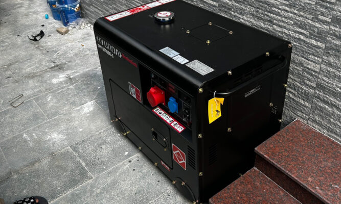 Máy Phát Điện 5KW Chạy Dầu 3 Pha Hyundai DHY6000SE-3 15 Máy phát điện Hyundai DHY6000SE-3