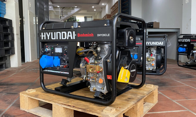 Máy Phát Điện 2KW Chạy Dầu Hyundai DHY20CLE 16 Máy phát điện chính hãng Hyundai DHY20CLE