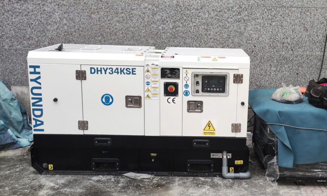 Máy phát điện công nghiệp Hyundai DHY-34KSE