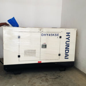 Máy phát điện công nghiệp 3 pha Hyundai DHY45KSE