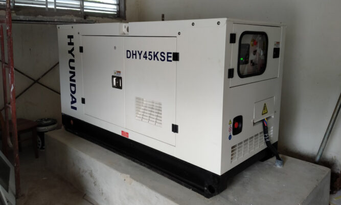 Máy phát điện công nghiệp 3 pha Hyundai DHY-45KSE